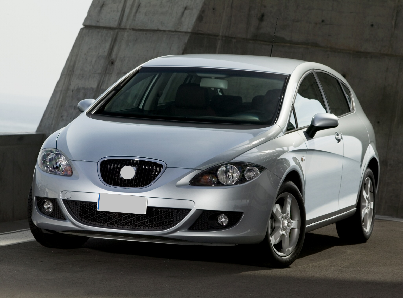 /assets/uploads/seat-leon-2005---2012-sicaklik-sensoru-hararet-musuru-gri-665ec3f5bbb5b.jpg
